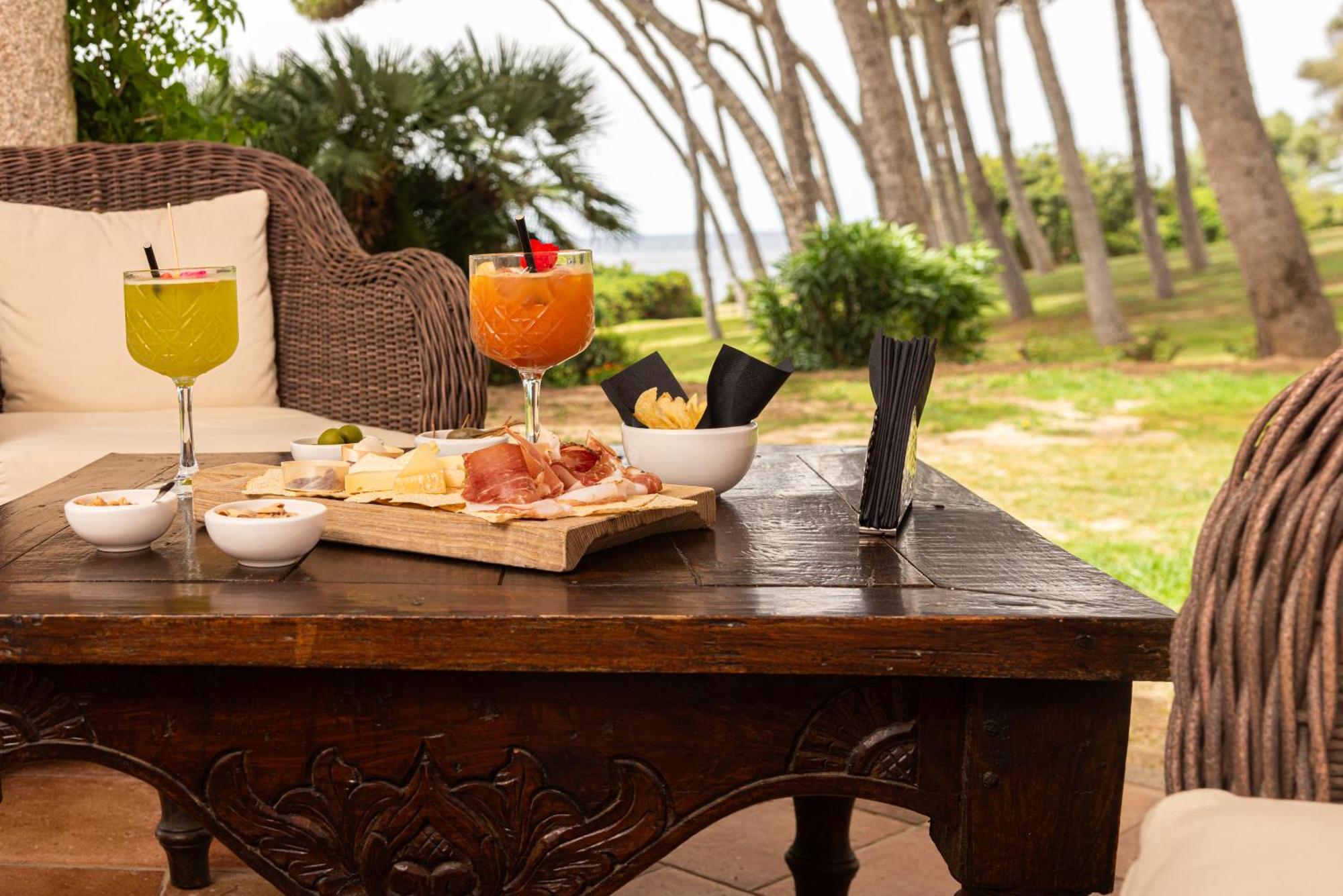 Cala Caterina Hotel 4*